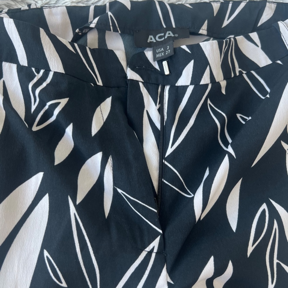 Pants - Picture 2 of 3